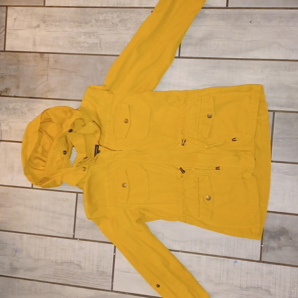 Jacket - Picture 1 of 2